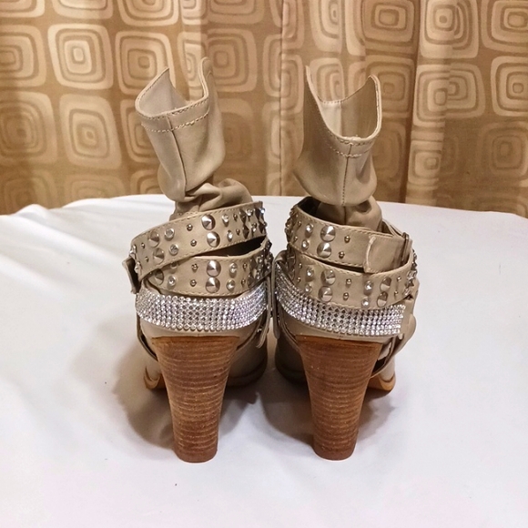 Western Glam Ankle Boots - Picture 3 of 11